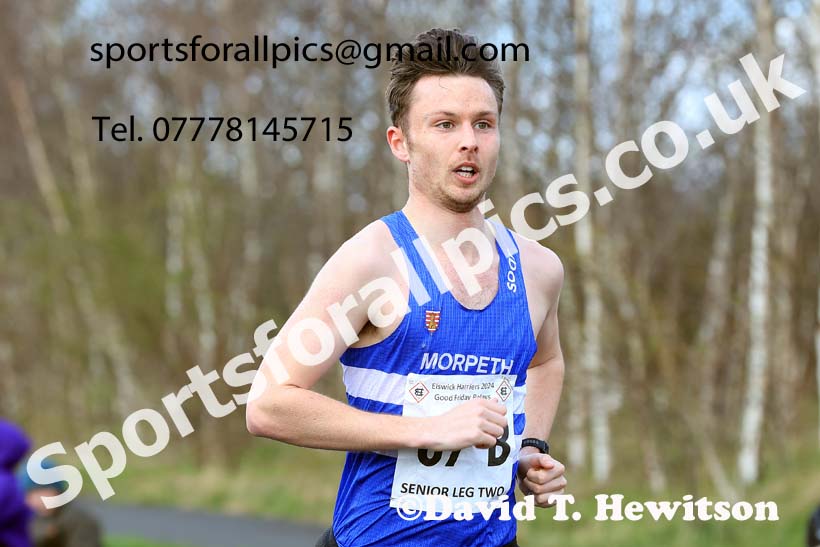 Senior mens 2024 Elswick Harriers Good Friday Relays, Newburn, Newcastle Upon Tyne  Photo: David T. Hewitson/Sports for All Pics